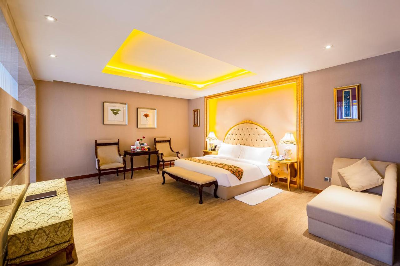 Beijing Palace International Hotel Пекин Екстериор снимка