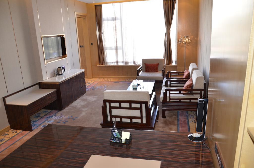 Beijing Palace International Hotel Пекин Стая снимка