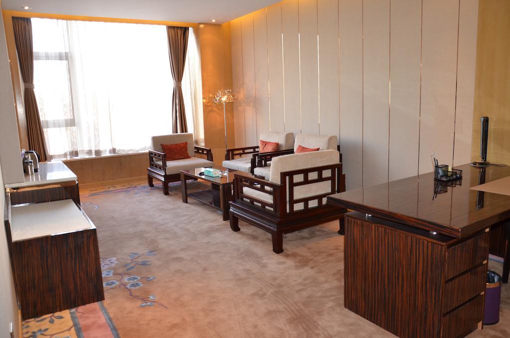 Beijing Palace International Hotel Пекин Стая снимка